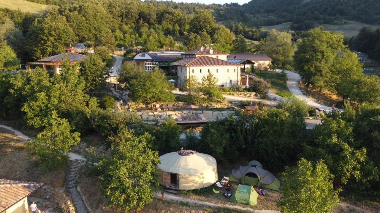 בניו די רומניה Agriturismo Biologico Autosufficienza מראה חיצוני תמונה