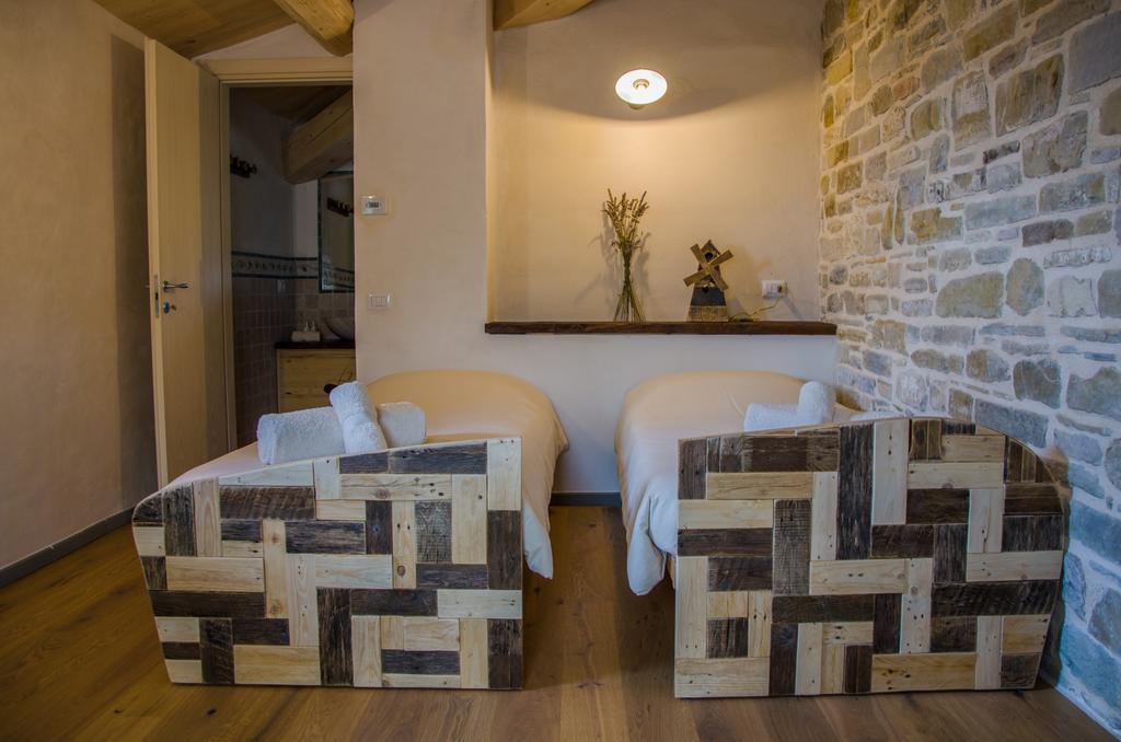 בניו די רומניה Agriturismo Biologico Autosufficienza מראה חיצוני תמונה